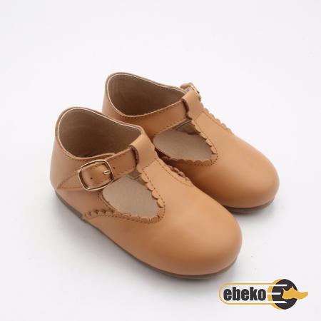 What Kind of Leather Is Used for Making Leather Shoes ?
