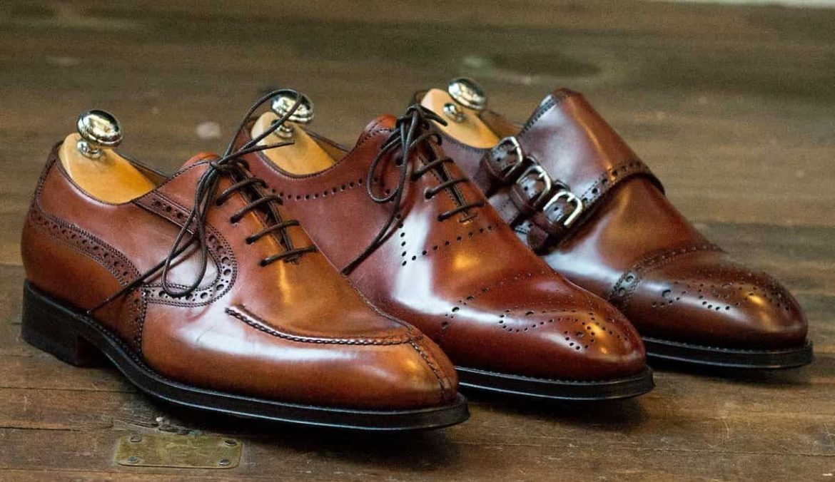 how to make black leather shoes shine