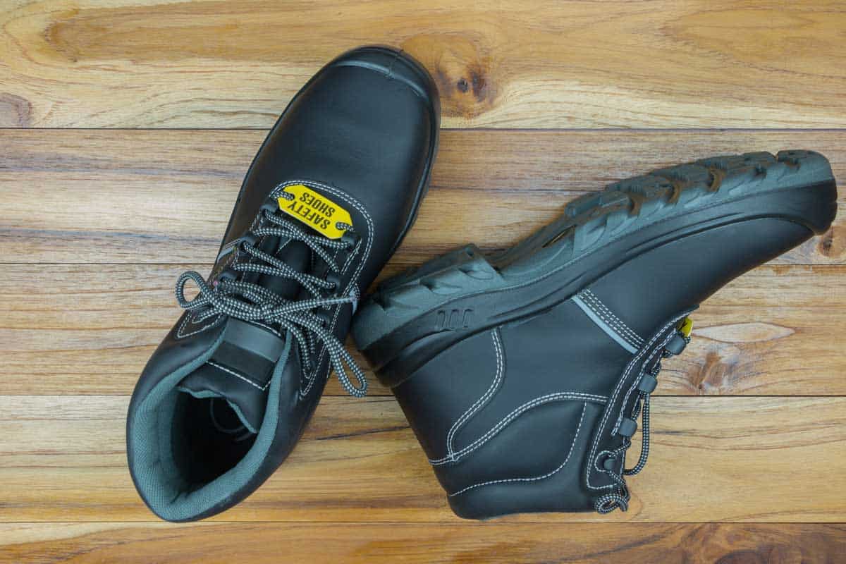  Dapro Safety Shoes; Primary Criteria Steel Composite Toe Caps (Black Gray) 