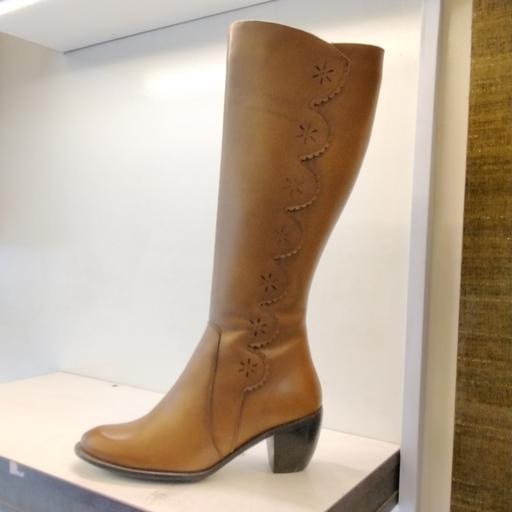 Buying and price of genuine leather boots women's